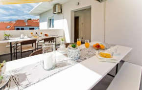 Apartments Ana I